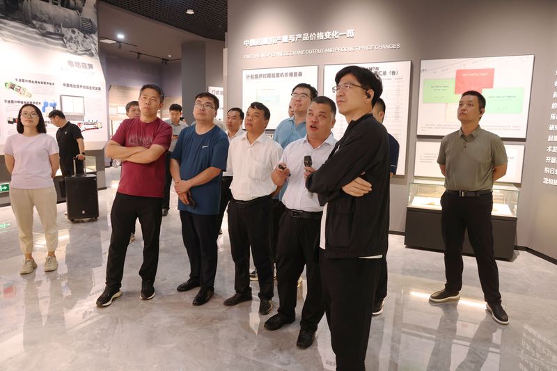 河南矿山｜新疆哈密市工信局党组书记蒋笑阳一行莅临公司调研产业链建设情况